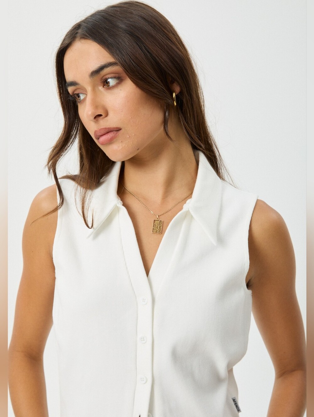 Afends Sleeveless Collared Button-Front Knit Top - White Organic Brand New - Picture 7 of 7